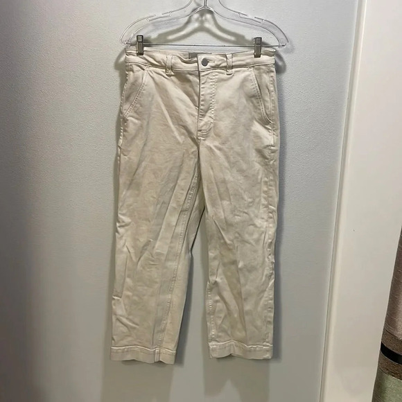 Everlane Denim - Everlane woman’s khaki cropped straight short jeans